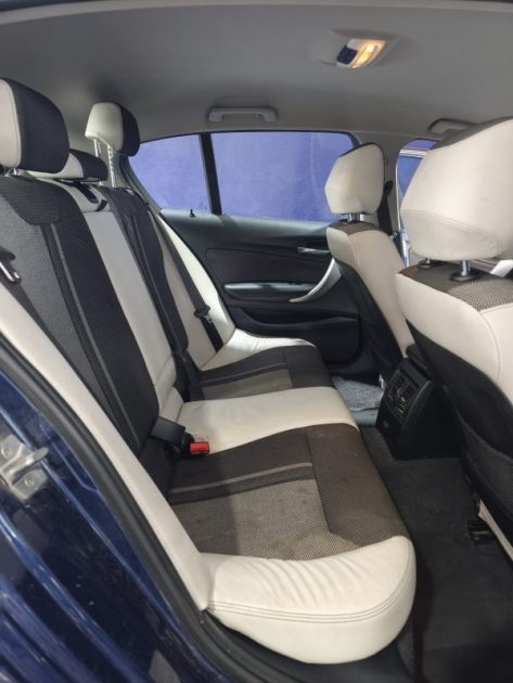 BMW SERIE 1 F20 116DA 116Cv Urban Chic AUTOMATIQUE