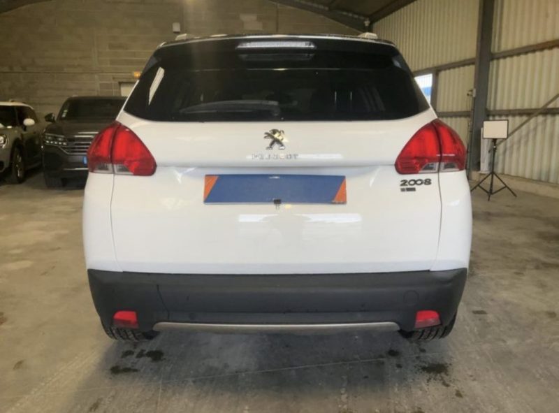 PEUGEOT 2008 1.6 E-HDI92 ALLURE