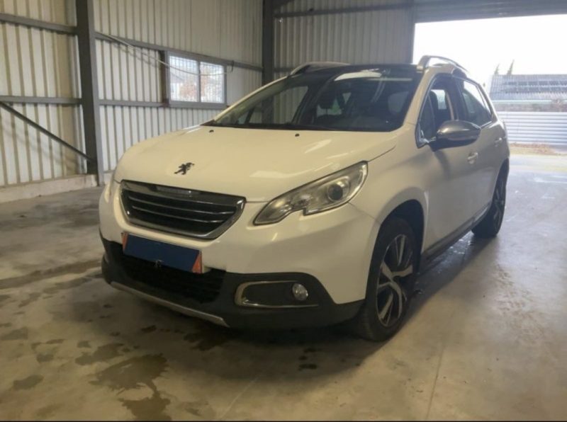 PEUGEOT 2008 1.6 E-HDI92 ALLURE