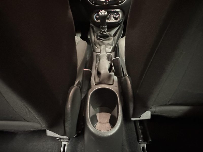 OPEL CORSA 1.4 90CH EDITION - Très bon état général - Garantie 6 mois -