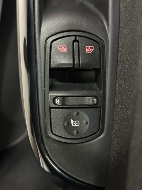 OPEL CORSA 1.4 90CH EDITION - Très bon état général - Garantie 6 mois -