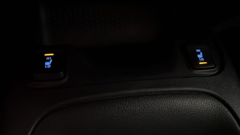 TOYOYA COROLLA TOURING SPORTS 122cv DYNAMIC BUSINESS/1 ERE MAIN/TVA RECUPERABLE