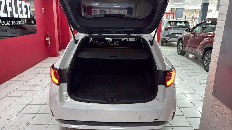 TOYOYA COROLLA TOURING SPORTS 122cv DYNAMIC BUSINESS/1 ERE MAIN/TVA RECUPERABLE