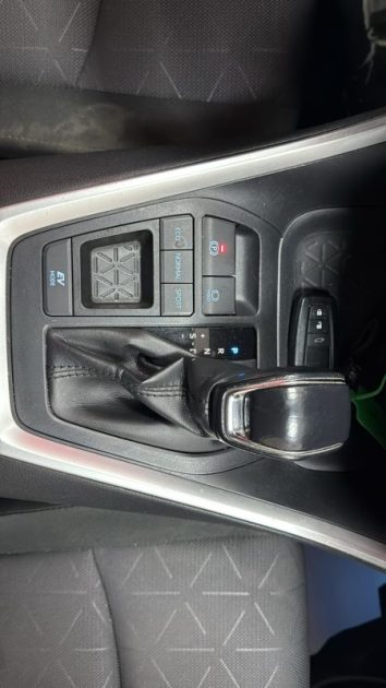 TOTOYA RAV4 SUV HYBRIDE 218cv DYNAMIC BUSINESS/1 ERE MAIN/TVA RECUPERABLE