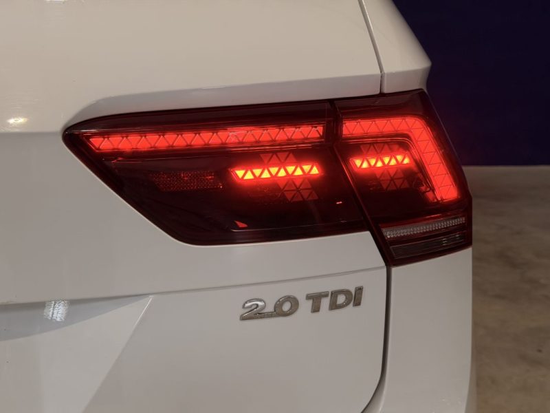 VOLKSWAGEN TIGUAN CARAT ALLSPACE - 2.0 L TDi - 150 ch - TOIT OUVRANT - ATTELAGE RETRACTABLE - 