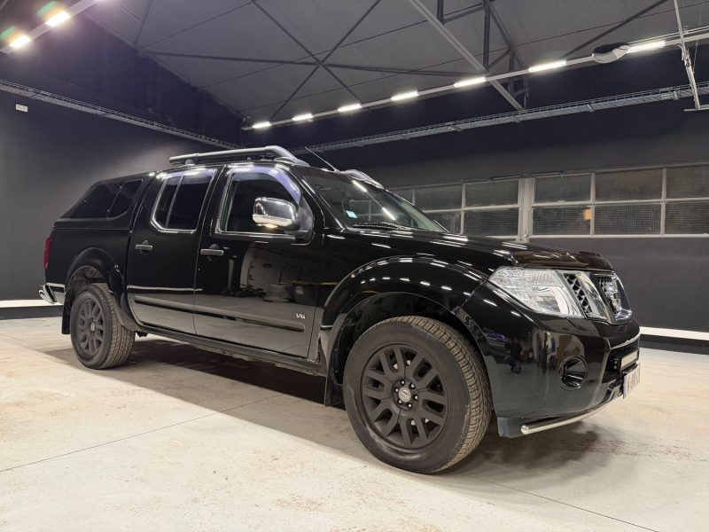 NISSAN NAVARA PICK-UP 3.0 V6 DCI DOUBLE CAB LE 4X4 LB 2013