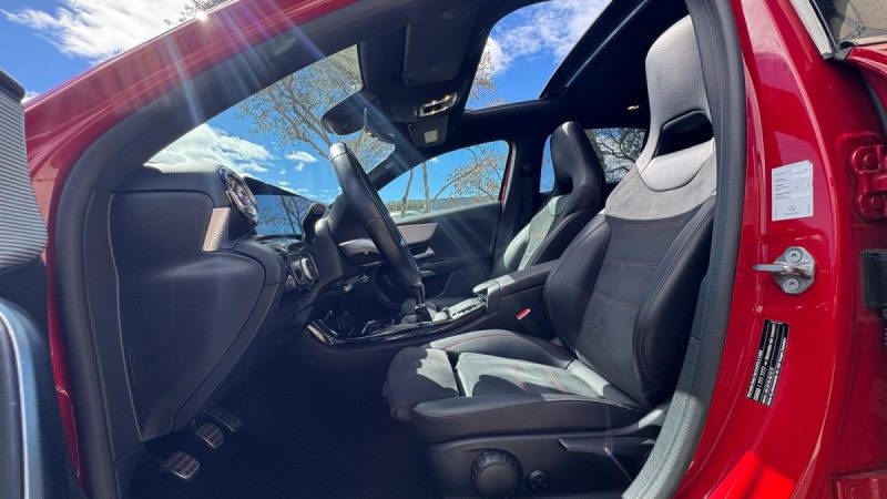 MERCEDES CLASSE A 180 136CH AMG LINE 2019 TOIT OUVRANT 