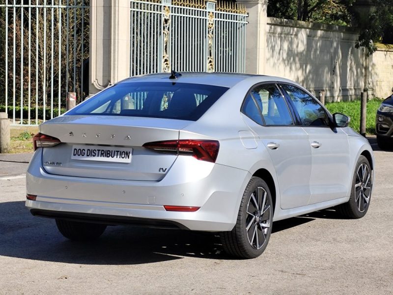 SKODA OCTAV.IV 1.4 TSI PHEV IV 204CH BUSINESS DSG6E EURO6D-AP 2021