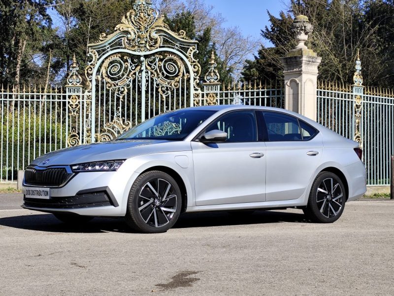 SKODA OCTAV.IV 1.4 TSI PHEV IV 204CH BUSINESS DSG6E EURO6D-AP 2021