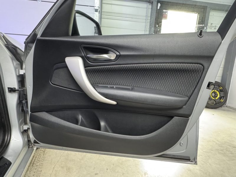 BMW Série 1 (F20) XDrive 5 portes 120d 2.0 d 16V DPF 184 cv - Garantie 12 Mois 