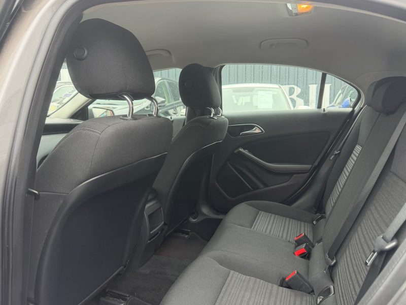 MERCEDES-BENZ CLASSE A (W176) A 180 CDI  2013