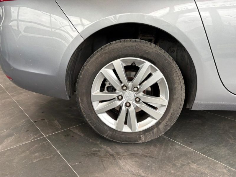 Peugeot 308 1.6 BlueHDi 120ch 🚗 Allure ✨ Caméra 🔙 Attelage 🔗 Reprise 🔄 Garantie 🛡️