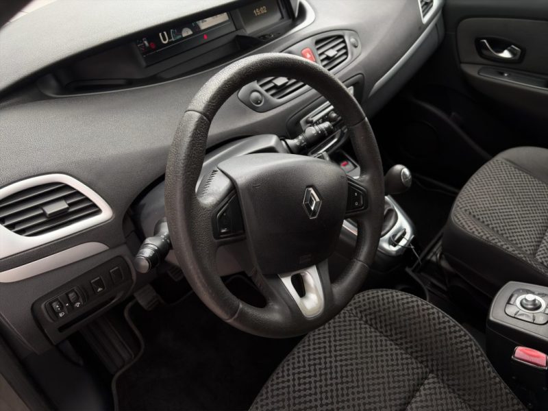 RENAULT SCENIC III 1.5 DCI 110 cv Expression
