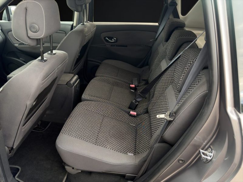 RENAULT SCENIC III 1.5 DCI 110 cv Expression