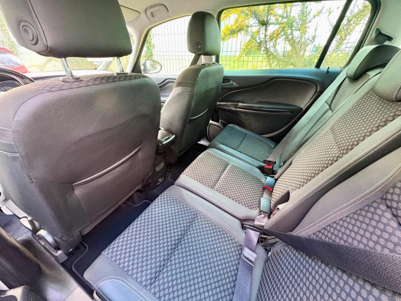 OPEL ZAFIRA 