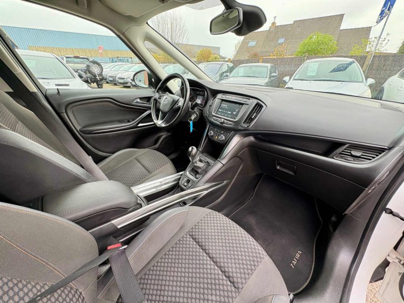 OPEL ZAFIRA 