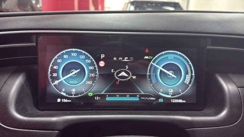 HYUNDAI TUCSON 1.6 SUV HYBRIDE ESSENCE 230cv BUSINESS/1 ERE MAIN/TVA RECUPERABLE