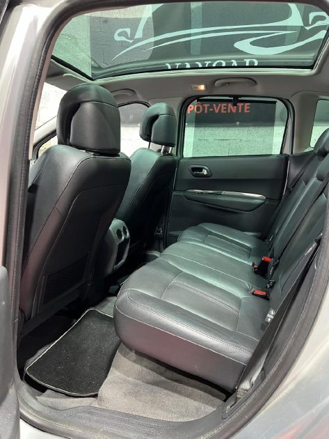 Superbe Peugeot 3008 Féline 2.0 HDI 150ch, Full options, Suivi chez Citroën, Garantie