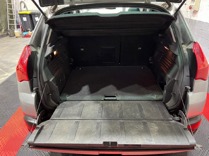 Superbe Peugeot 3008 Féline 2.0 HDI 150ch, Full options, Suivi chez Citroën, Garantie