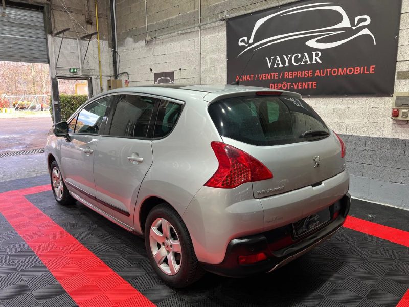 Superbe Peugeot 3008 Féline 2.0 HDI 150ch, Full options, Suivi chez Citroën, Garantie