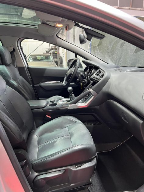 Superbe Peugeot 3008 Féline 2.0 HDI 150ch, Full options, Suivi chez Citroën, Garantie