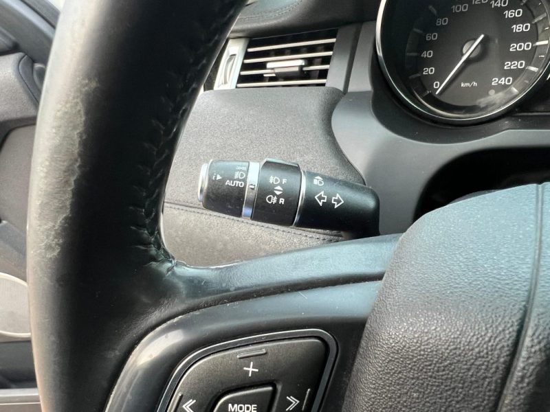 LAND ROVER RANGE ROVER EVOQUE 2.2 eD4 Pure 4x2 Mark