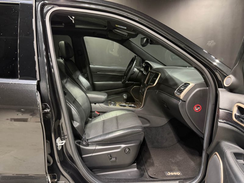 JEEP GRAND CHEROKEE SUMMIT 2013