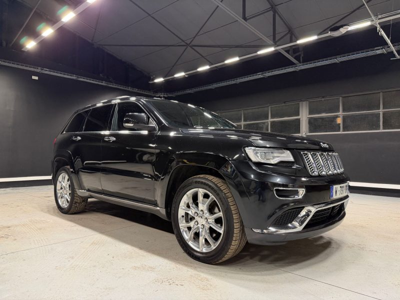 JEEP GRAND CHEROKEE SUMMIT 2013
