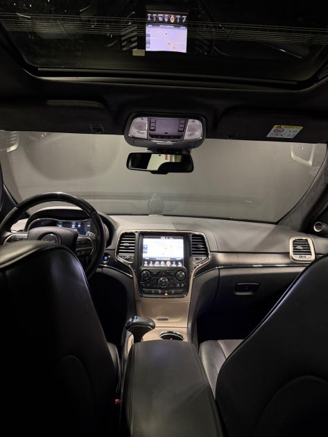 JEEP GRAND CHEROKEE SUMMIT 2013