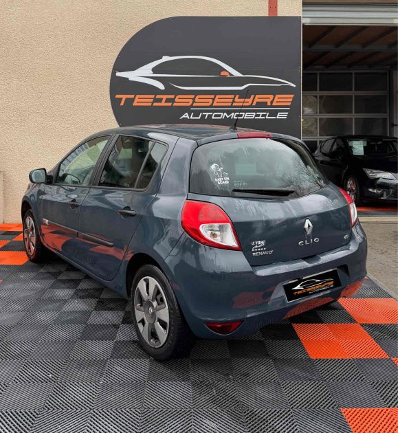RENAULT CLIO III 1.5 DCI 75 - CARPLAY - CAMERA DE RECUL 