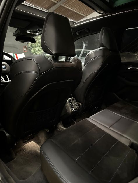 MAGNIFIQUE BMW SÉRIE 2 A.C TOURER 218D PACK M SPORT 150CH ( APPLE CARPLAY, TOIT OUVRANT PANORAMIQUE)