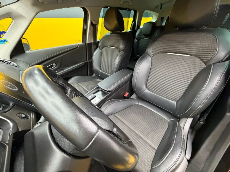 RENAULT GDSCEN.IV 1.7 BLUE DCI 120CH INTENS EDC BOITE AUTO