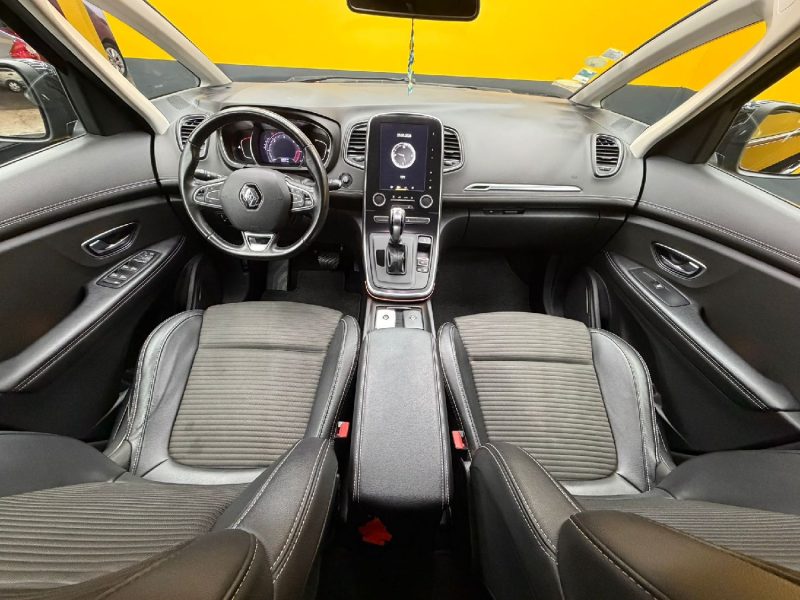 RENAULT GDSCEN.IV 1.7 BLUE DCI 120CH INTENS EDC BOITE AUTO