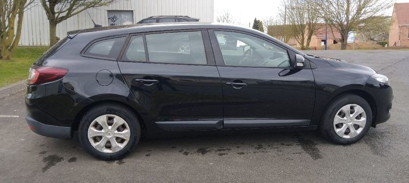 RENAULT MEGANE 3 ESTATE  1.5 DCI 110 CV AN 11 PROPRE BIEN EQUIPE 154 KM