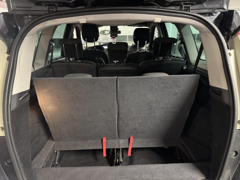 RENAULT SCENICIII MEGANE 1.5 DCI 110 EXPRESSION  7 PLACES