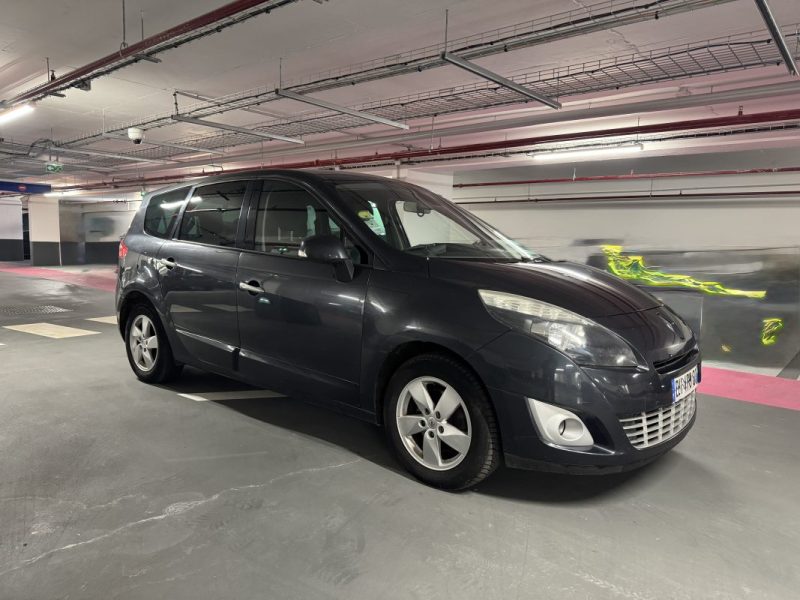 RENAULT SCENICIII MEGANE 1.5 DCI 110 EXPRESSION  7 PLACES