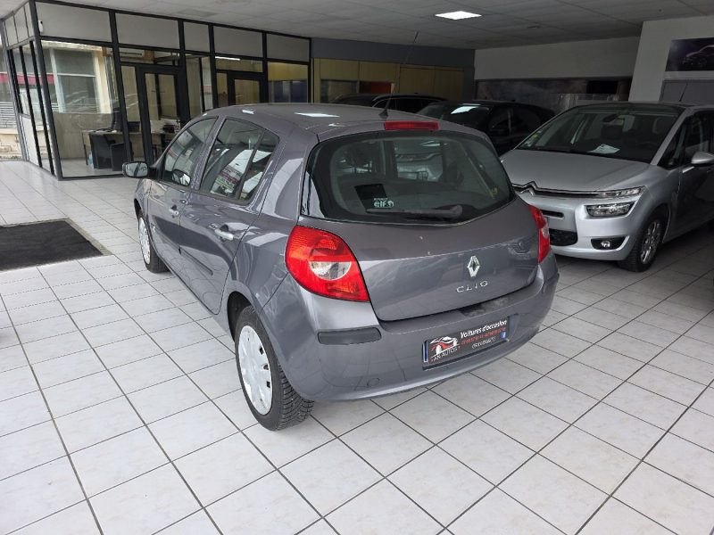 RENAULT CLIO III EXCEPTION 1.5DCI 85 QUICKSHIFT 5 ANNEE 2008 314000KM