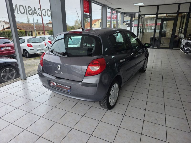 RENAULT CLIO III EXCEPTION 1.5DCI 85 QUICKSHIFT 5 ANNEE 2008 314000KM