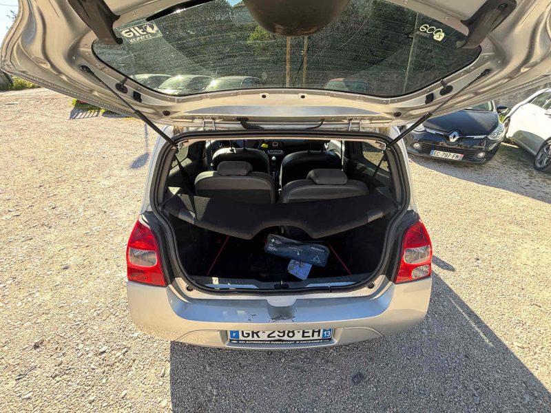 RENAULT TWINGO II 1.2 75 AUTHENTIQUE 2010