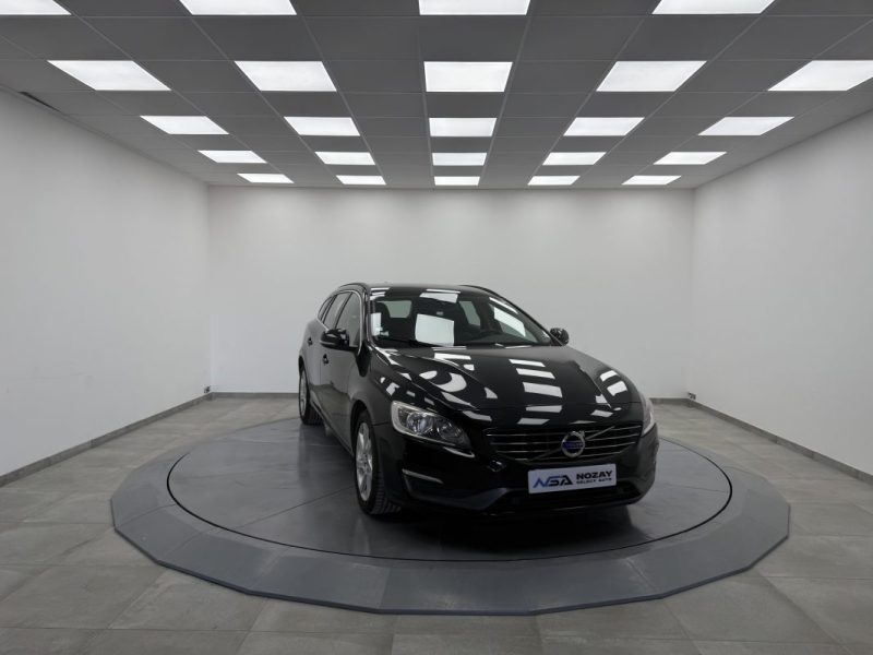 VOLVO V60 D3 CM3 136CV 