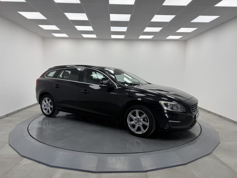 VOLVO V60 D3 CM3 136CV 