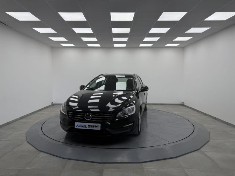 VOLVO V60 D3 CM3 136CV 
