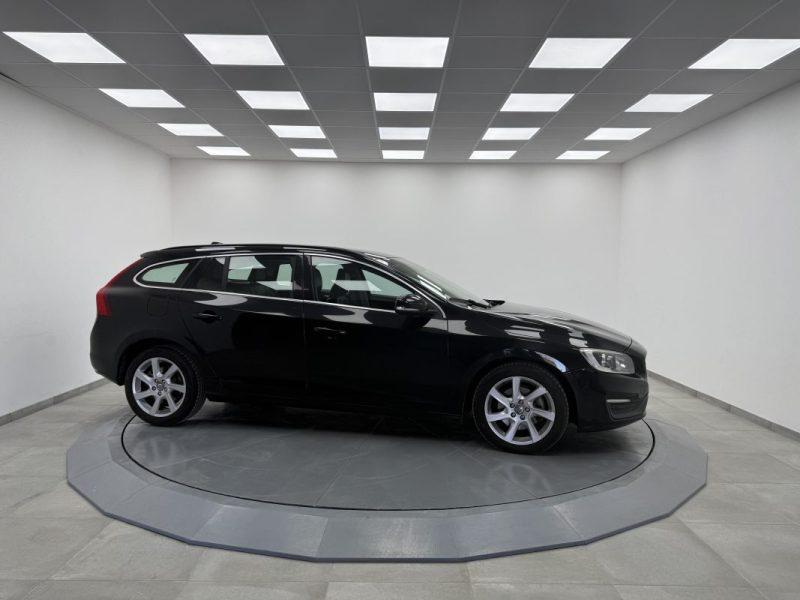 VOLVO V60 D3 CM3 136CV 