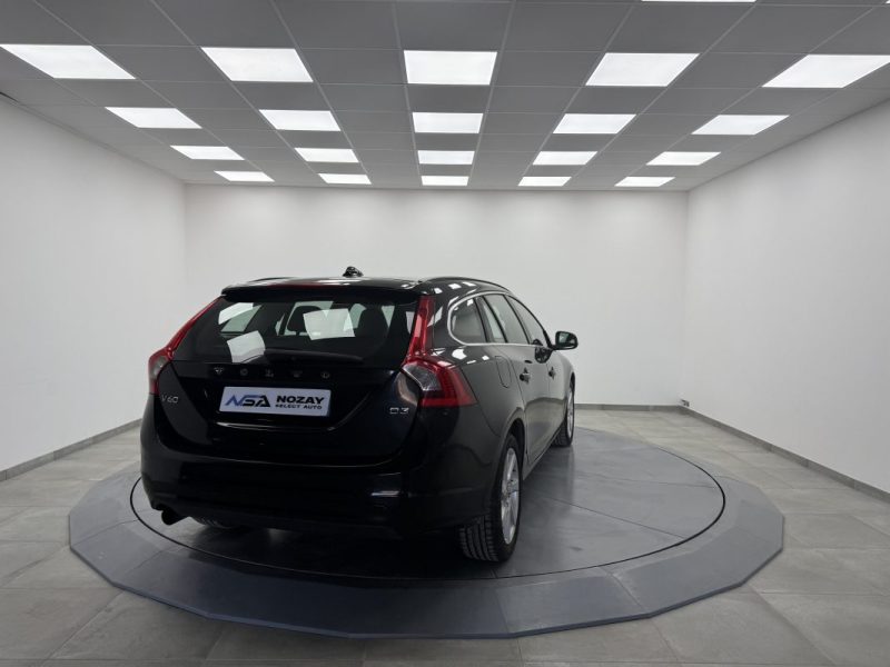 VOLVO V60 D3 CM3 136CV 