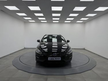 VOLVO V60 D3 CM3 136CV  GARANTIE 6  MOIS 