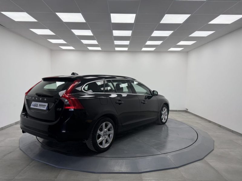 VOLVO V60 D3 CM3 136CV 