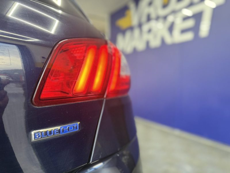 Peugeot 308 II 1.6 BlueHDi 120ch Féline S&S | Kit distribution OK | Radars | Phares LED