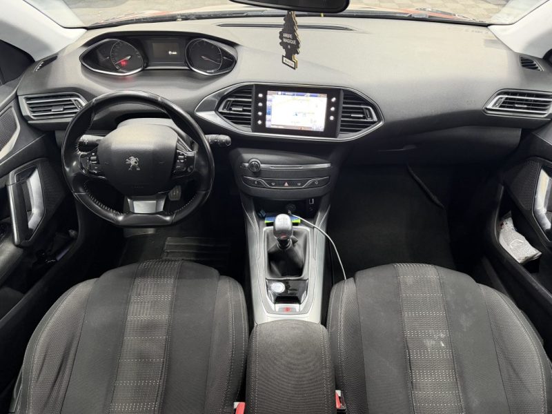 Peugeot 308 II 1.6 BlueHDi 120ch Féline S&S | Kit distribution OK | Radars | Phares LED