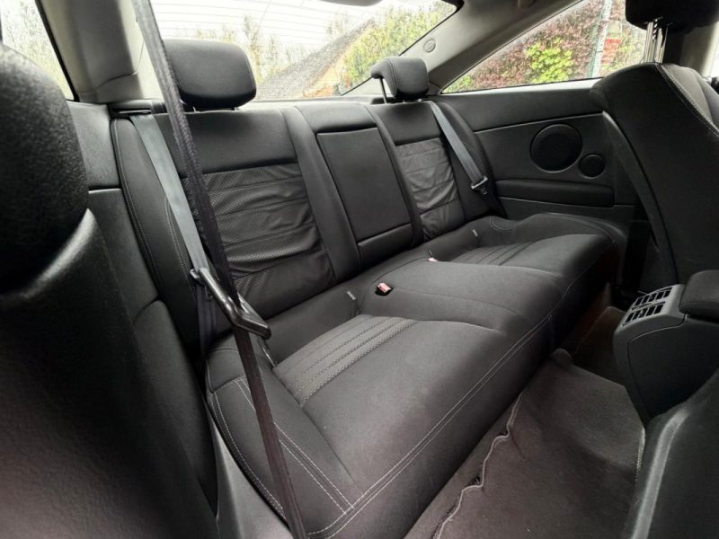 Renault Laguna III Coupé 2.0 dCi 150ch Dynamique BVM6