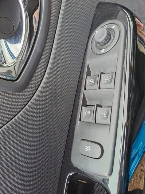 RENAULT CAPTUR 0.9 TCE 90CH STOP&START ENERGY ZEN ECO² 2013